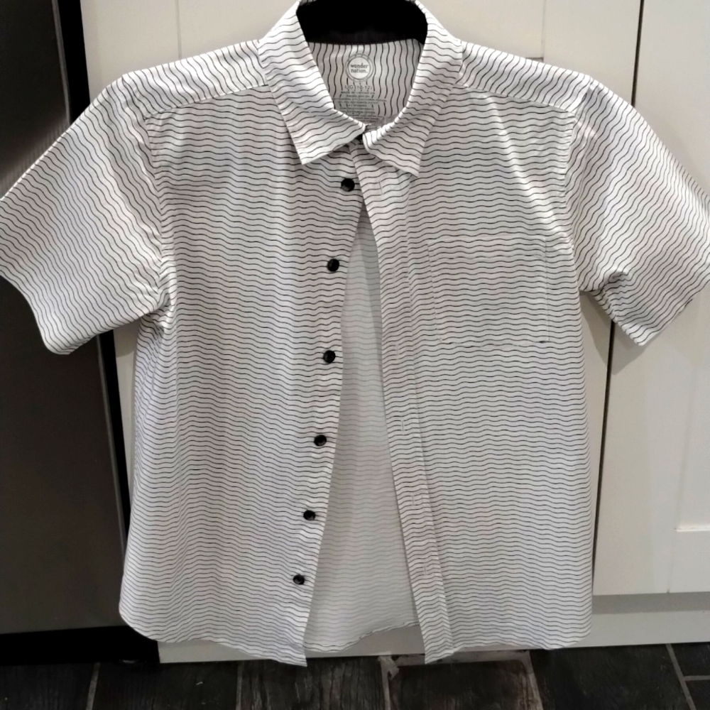 Wonder Nation Black/White Short Sleeve Button Down Shirt - Boys Sz Large (10/12)
